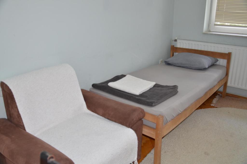Private room beds